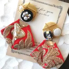 ベロア　黄色　ボタン　ピアス　イヤリング　リボン　ヴィンテージ　チロリアンテープ