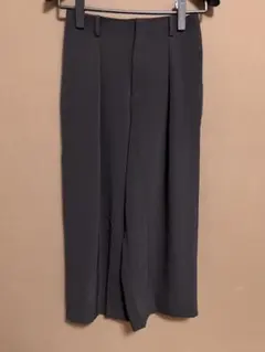 美品　ドレープワイドアンクルパンツ　クロップド丈　Mサイズ　ユニクロ