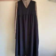 黒いストライプワンピース