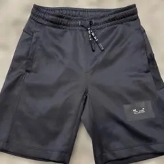 ZARA キッズ　ブラック ハーフパンツ サイズ134