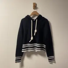 ZARA ネイビー フード付き クロップドセーター