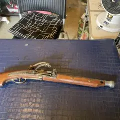 模造火縄銃アンティークレプリカ Yahoo!オークション - 火縄銃 レプリカ 古式銃 王冠刻印 模造銃