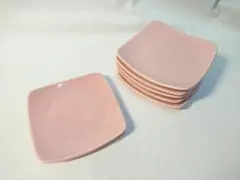 ◆ 新品未使用品 ◆　 ピンク 角小皿 ×6枚セット