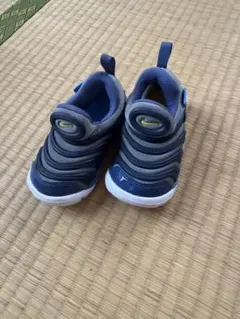 Nike ネイビー スリッポン ベビーシューズ