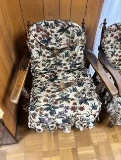 【格安　美品　USED】飛騨の家具　両腕手摺付き　1脚（飛騨産業） 格安 美品 USED】飛騨の家具 両腕手摺付き 1脚（飛騨産業）