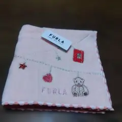 FURLA ピンク 刺繍タオルハンカチ