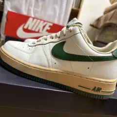 Nike Air Force 1 ホワイト/グリーン