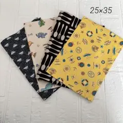 ランチョンマット　幼稚園　保育園　カトラリー柄　恐竜　車　マリン　４枚