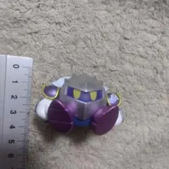 座る 星のカービィ　メタナイト　フィギュア