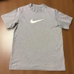 Nike Dri-FIT グレー Tシャツ 140cm