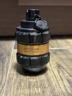 Viktor & Rolf Spicebomb Extreme 香水のサムネイル