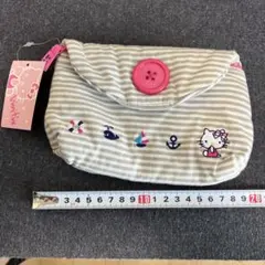 ハローキティ　コスメポーチ