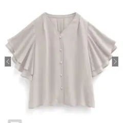 【タグ付き】　GRL Vネックシフォンダブルフリルスリーブブラウス