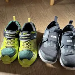 SUPERSTARとNIKEのスニーカーセット　18.0