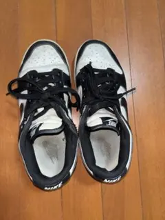 Nike スニーカー 黒/白 ローカット
