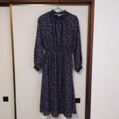 Honeys　花柄長袖ワンピース