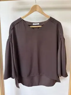 continuer de NICE CLAUP フレアスリーブ　八分袖