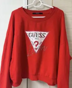 GUESS ヴィンテージ加工 ロゴ スウェット ストーン装飾付き 赤のサムネイル