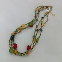 カラフルネックレス