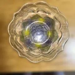 花模様の透明ガラス皿