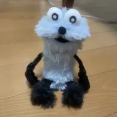 青いキャラクターの手作り人形
