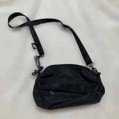 NIKE ナイキ フューチュラ ラックス クロスボディ ナイロンショルダーバッグ