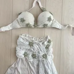 ホワイト ベリーダンス 衣装 ブラ　スカート