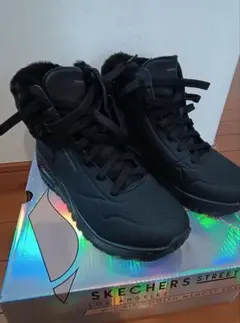 SKECHERS UNO RUGGED-FALL AIR 23.0 ブラック