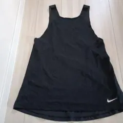 Nike 黒 ノースリーブ タンクトップ