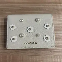 TOCCA 二つ折り財布 パール フラワーモチーフのサムネイル