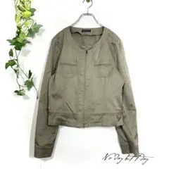 BRIGITTE ノーカラージャケット ブルゾン(L)カーキ ジップアップ 薄手