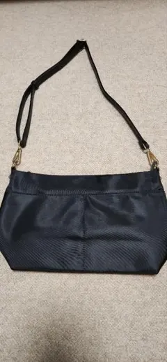 Item thumbnail for item 756f7d1c-def7-484a-a6f4-f0b459d59edb