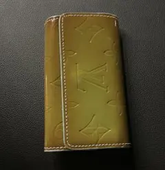 Louis Vuitton エナメルイエローキーケース