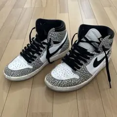 美品Nike Air Jordan 1 ハイカット セメント ホワイト　ダンク