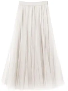 ボリュームロングチュールスカート