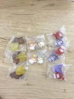 サンリオ キャラクターズ ガチャ なかよしドロップチャーム ⚠️2個1200円