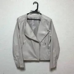 ライトグレー ライダースジャケット