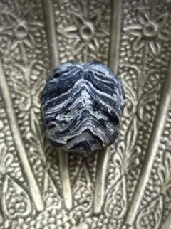 017　蜻蛉玉　枯れた感じ波状模様の古い物です！ 017 蜻蛉玉 枯れた感じ波状模様の古い物です！ - メルカリ