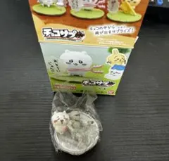 ちいかわチョコサプ　ちいかわとポシェットの鎧さん