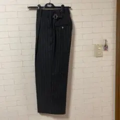 GU×ビューティフルピープル タックワイドパンツ （ストライプ）