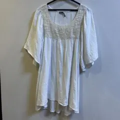 ZARAホワイト チュニックワンピース　ブラウス