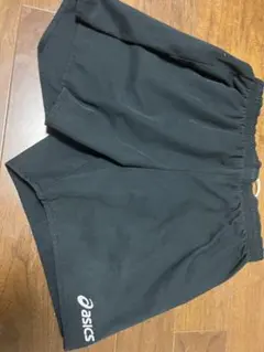 asics 黒 ショートパンツ ウェア