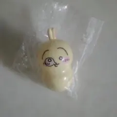 ちいかわ　うさぎ　クーナッツ