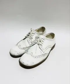 コムデギャルソン ホワイトレザーウィングチップシューズ