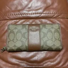 COACH 長財布のサムネイル