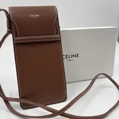 【未使用級】Celine レザー ショルダーポーチ ブラウン　フォンケース