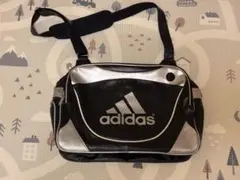 エナメルバッグ