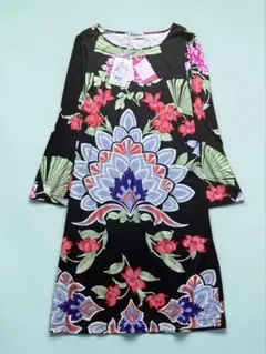 美品】LEONARD レオナール 黒地花柄ワンピース パフスリーブ Mサイズ