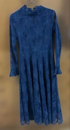 ダークブルーレース長袖ワンピース