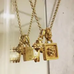 クロムハーツ 22K ベイビーファット フレームドフローラル & 18kチェーン